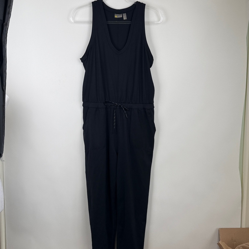 Zella Live In Jogger Black Sleeveless V-Neck Jumpsuit Size Medium - Picture 3 of 9